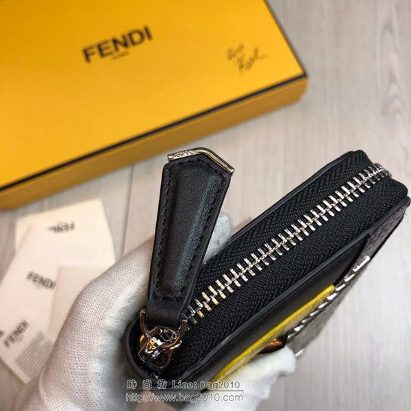 FENDI拉鏈錢包 19年春夏季最新手包 小摔牛皮 芬迪長錢包  fdz2130